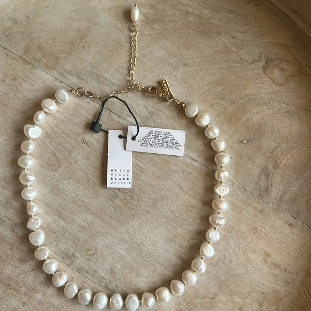 White House Black Market pearl necklace. New.